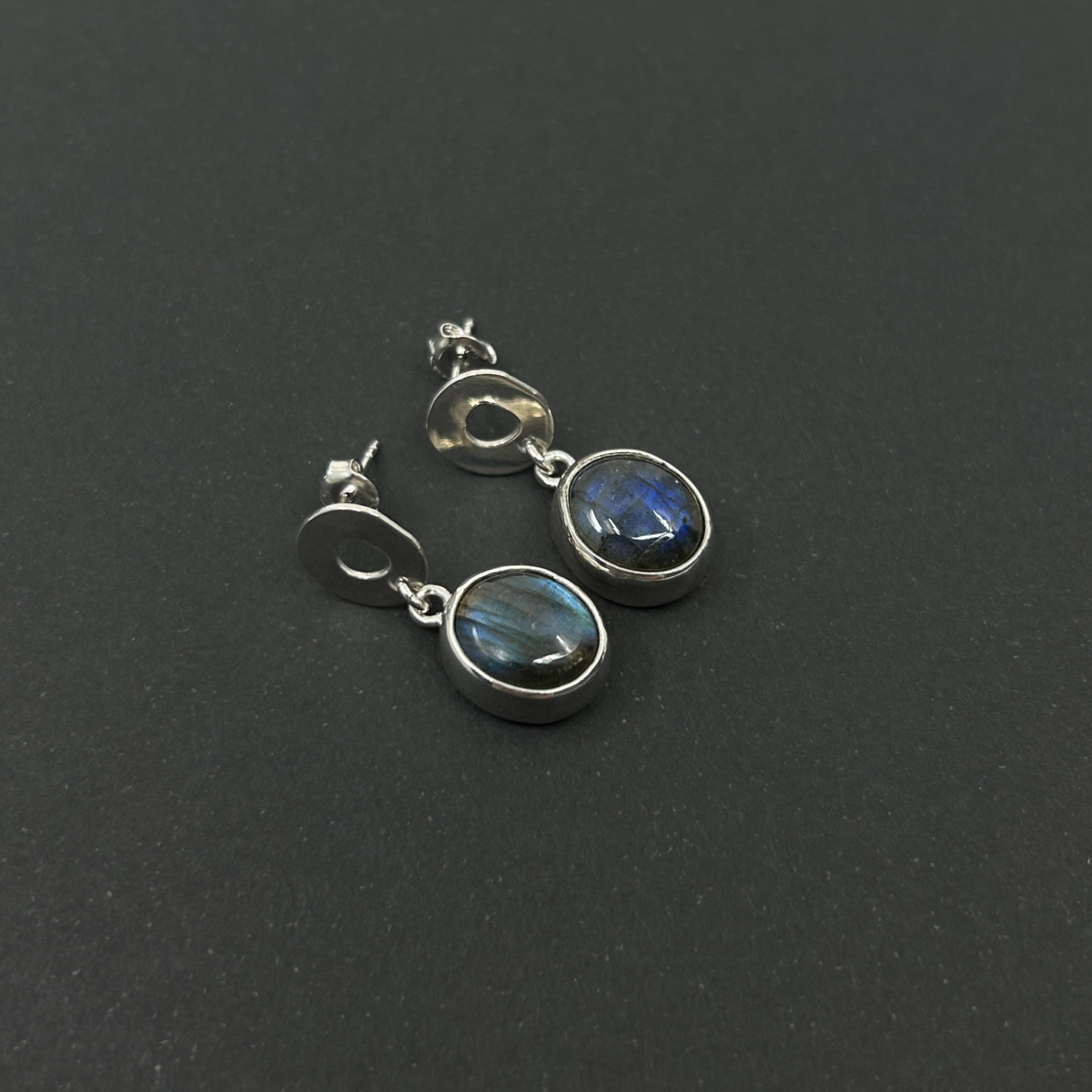 Oval Labradorit Küpe - Image 1