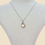 Oval Pembe Kuvars Kolye