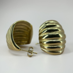 Çelik Gold Renk Bombeli Çizgili İstiridye Küpe