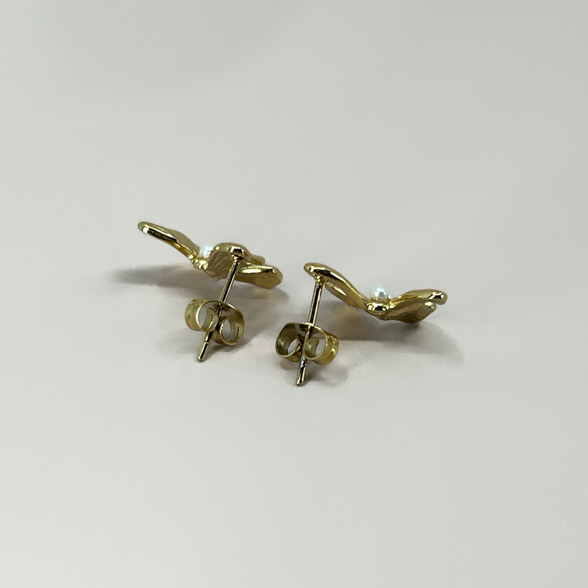 Çelik Gold Renk Çift İncili Kelebek Küpe - Image 6