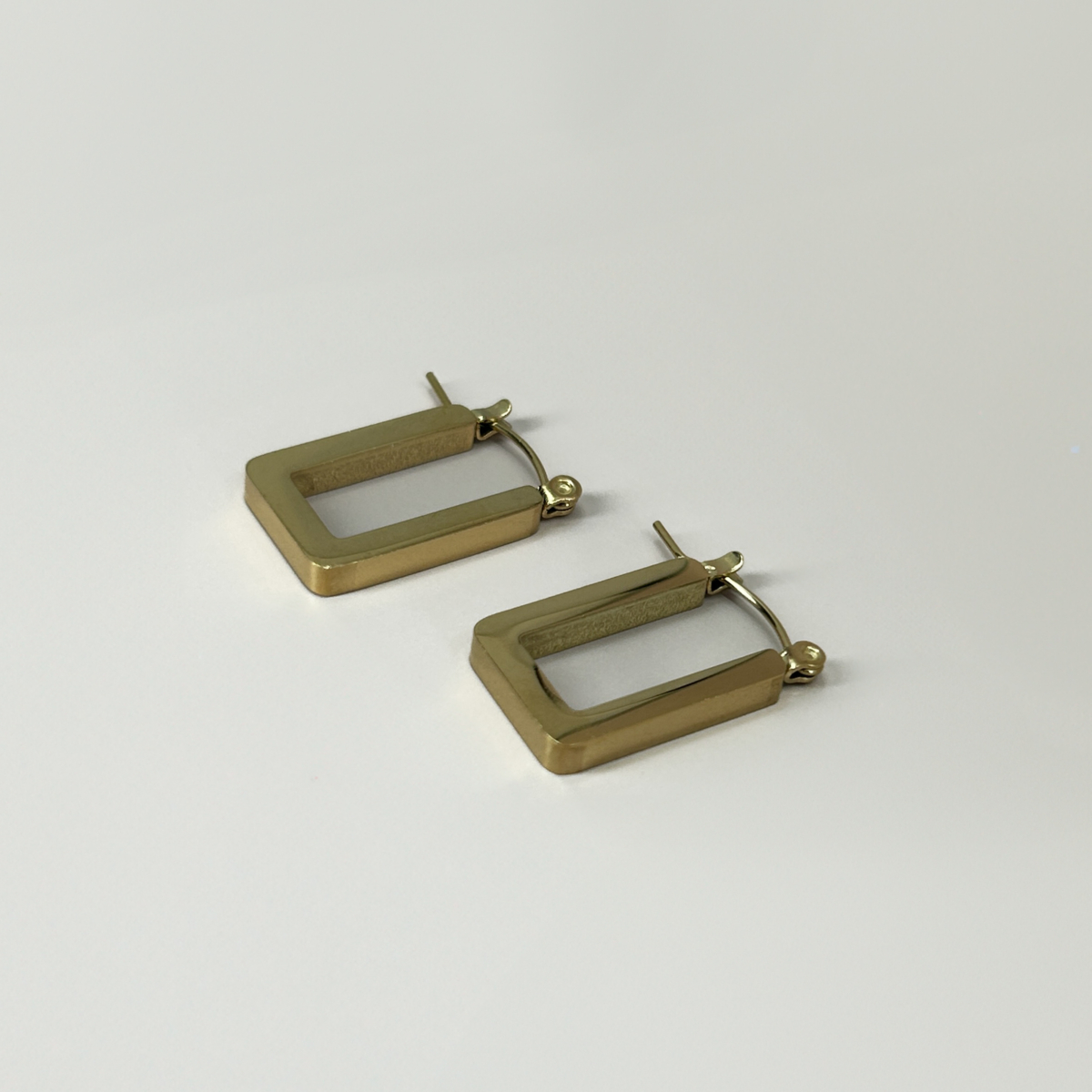 Çelik Gold Renk Dikdörtgen Küpe - Image 4