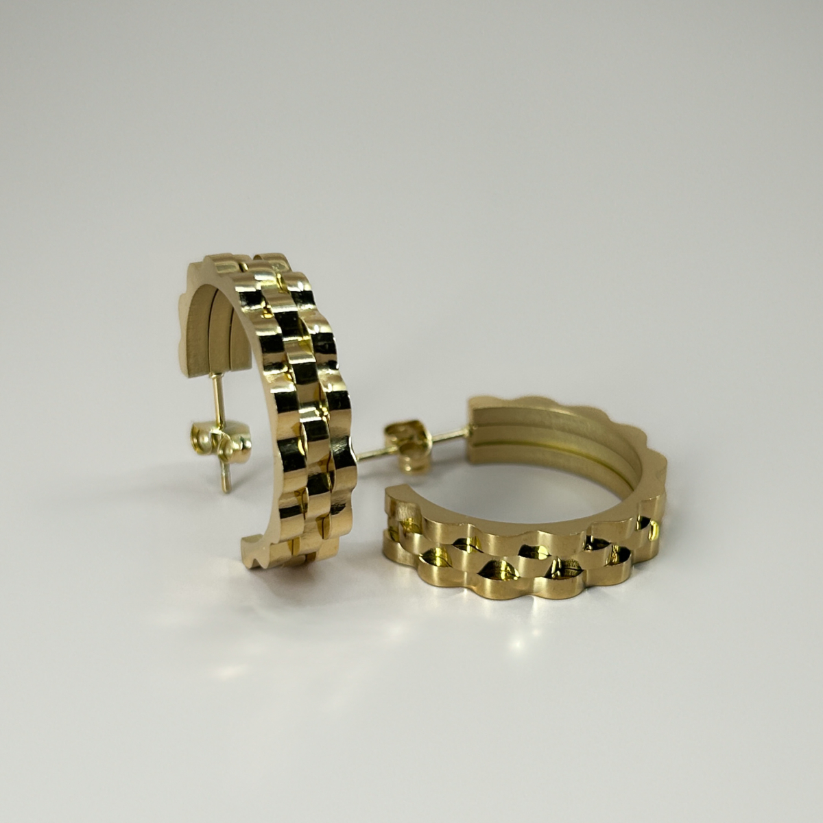 Çelik Gold Renk Rolex Kordon Model Yarım Halka Küpe - Görsel 3