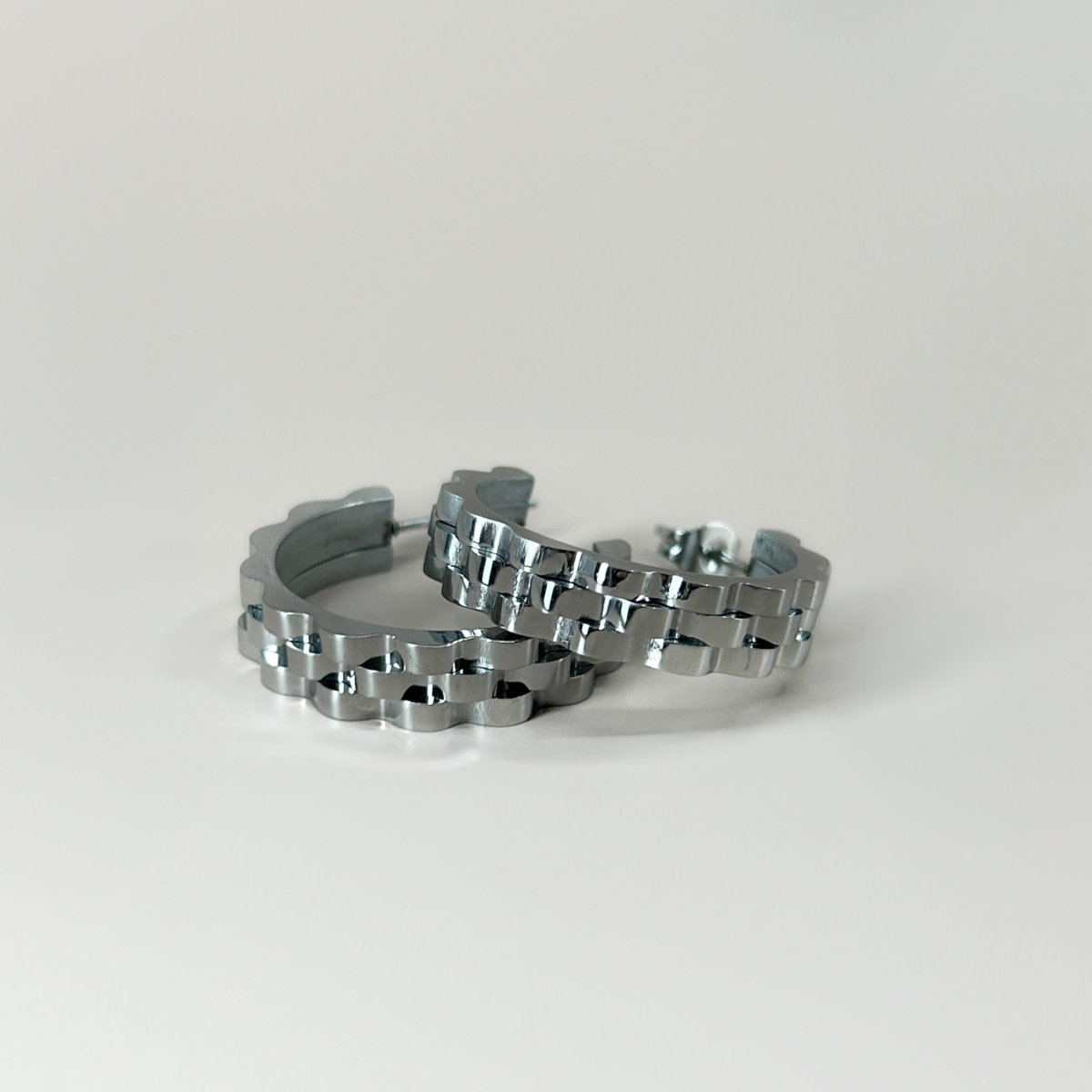 Çelik Silver Renk Rolex Kordon Model Yarım Halka Küpe - Image 2