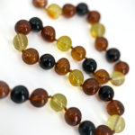 Karışık Renkli Kehribar Bebek Diş Çıkarma Kolyesi