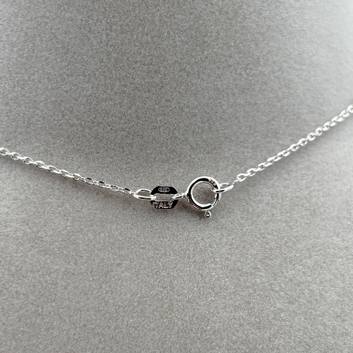 Zirkon Taşlı Ay Yıldız Kolye - Görsel 3