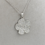 Zirkon Taşlı Çiçek Kolye