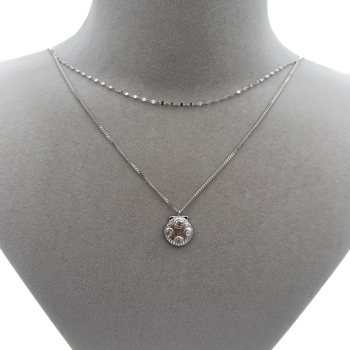 Zirkon Taşlı Çift Zincirli Deniz Kabuğu Kolye - Görsel 3