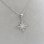 Zirkon Taşlı Kuzey Yıldızı Kolye