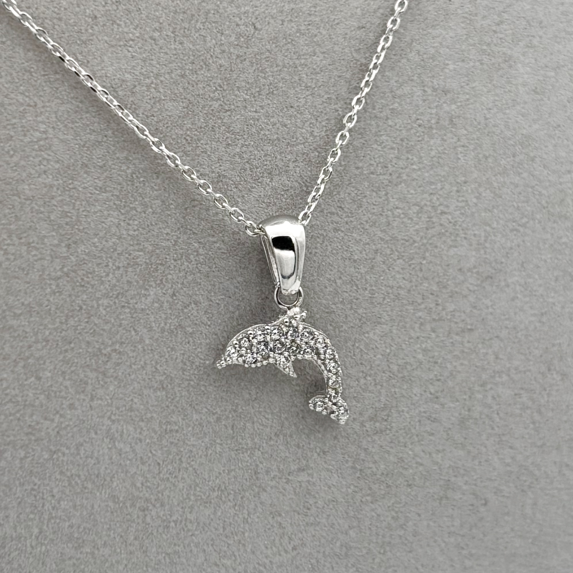 925-ayar-gumus-zirkon-tasli-minimalist-yunus-kolye-agkly36190725-03 Zirkon Taşlı Minimalist Yunus Kolye - Görsel 1