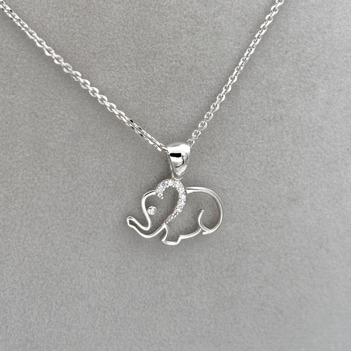 Zirkon Taşlı Yavru Fil Kolye - Görsel 2