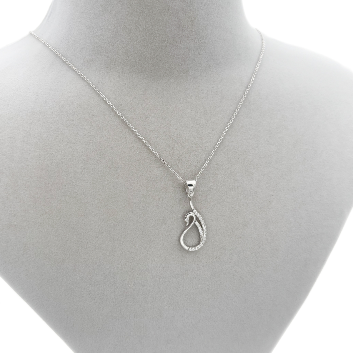 Zirkon Taşlı Zarif Kuğu Kolye